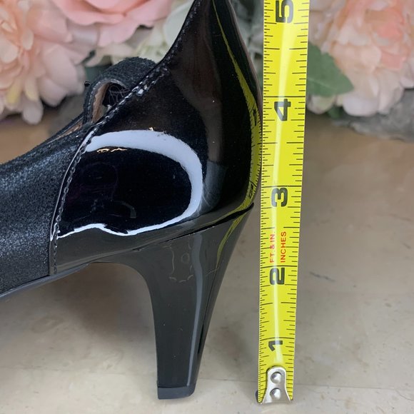 Sweet T-Strap Pumps - Picture 5 of 6